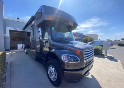 Shinny Black RV Truck
